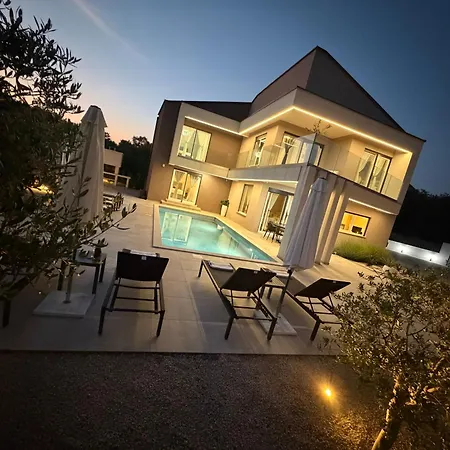 La Vie Villa