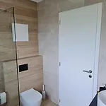 La Vie Vila *