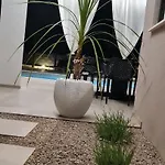 Vila La Vie Garica