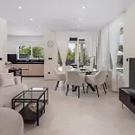 La Vie Vila *