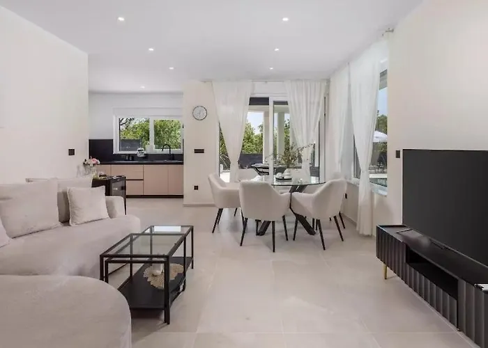 La Vie Vila *
