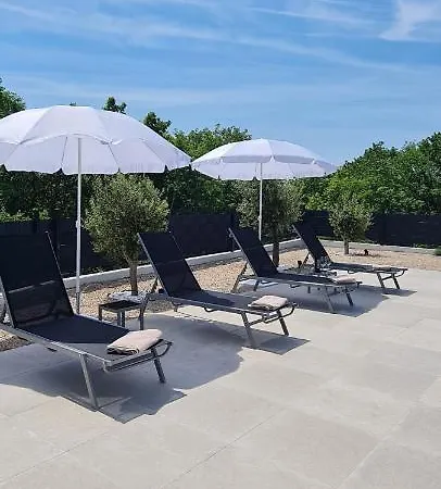 La Vie Villa