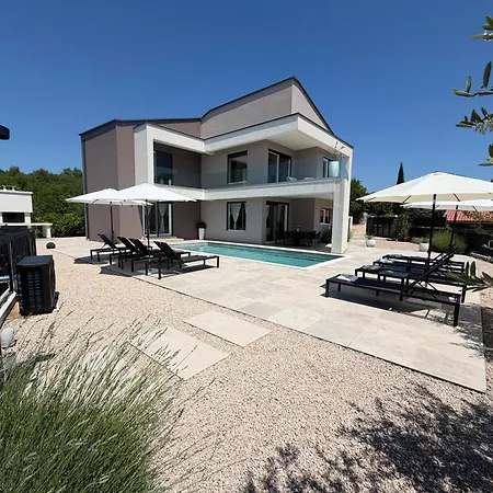 Villa La Vie